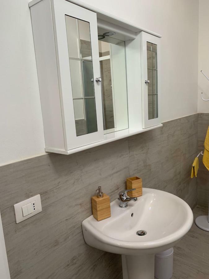 Deni'S Apartments Сиракузы Экстерьер фото